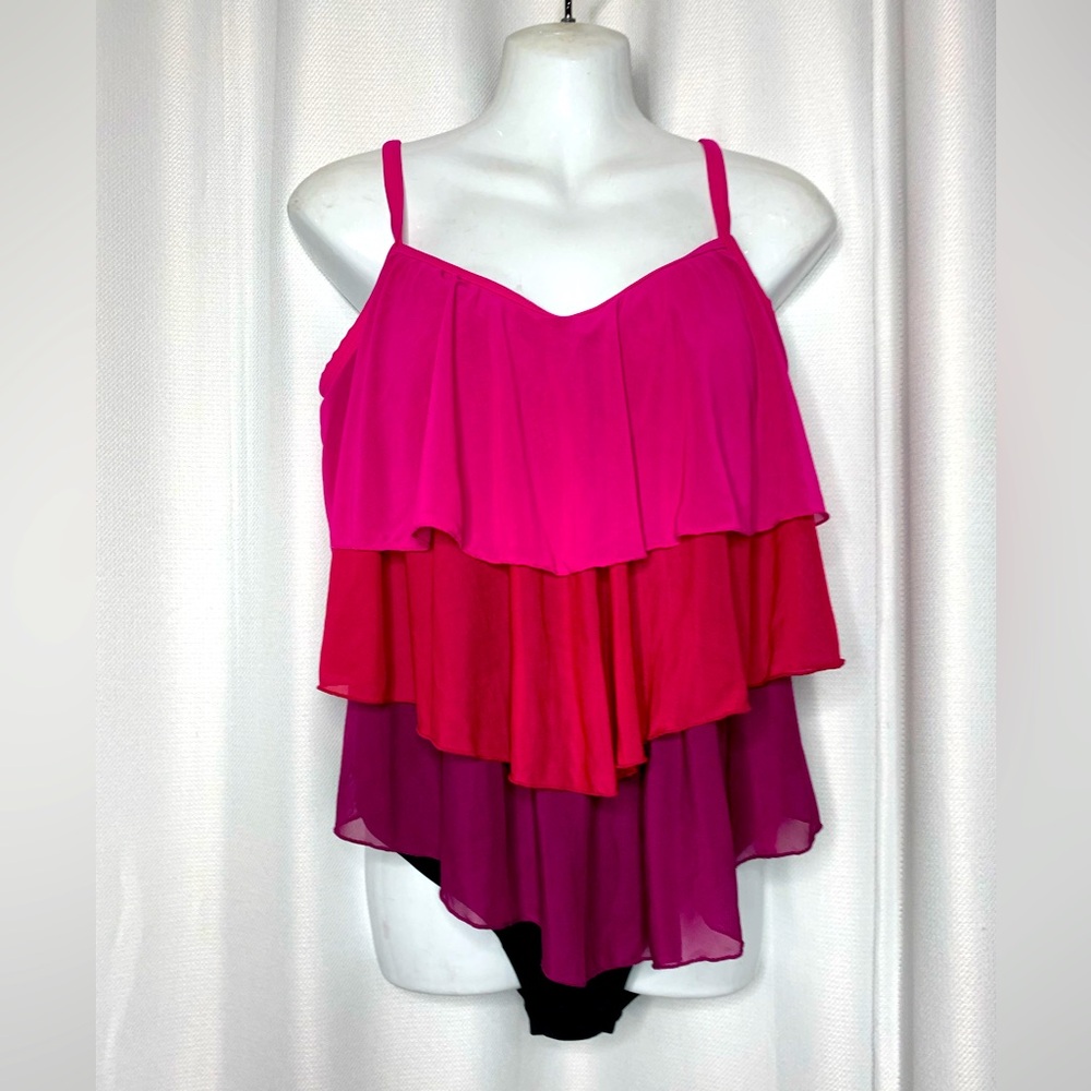 NWOT 3 Tiered Ruffle One Piece Swimsuit by Jessica